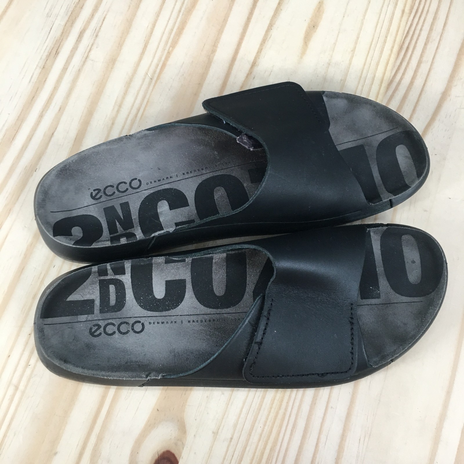 ECCO 2nd Cozmo Sandals Womens 40 Casual Slip On One Band Slide Black Leather