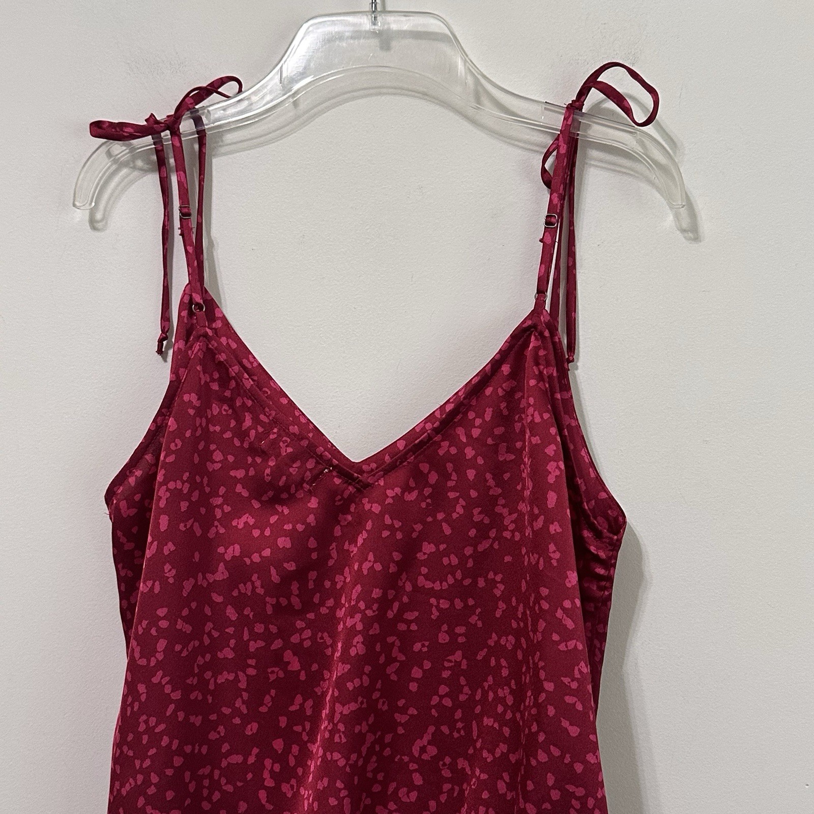 Socialite Cami M Banded Hem Tie Strap Camisole Fuchsia Floral Festival Top NEW