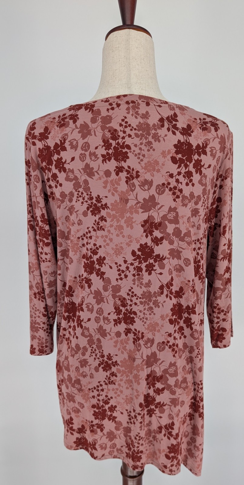 Soma Tunic Tee L Burgundy Pink Floral Asymmetrical 3/4 Sleeve Stretch NWT Soft
