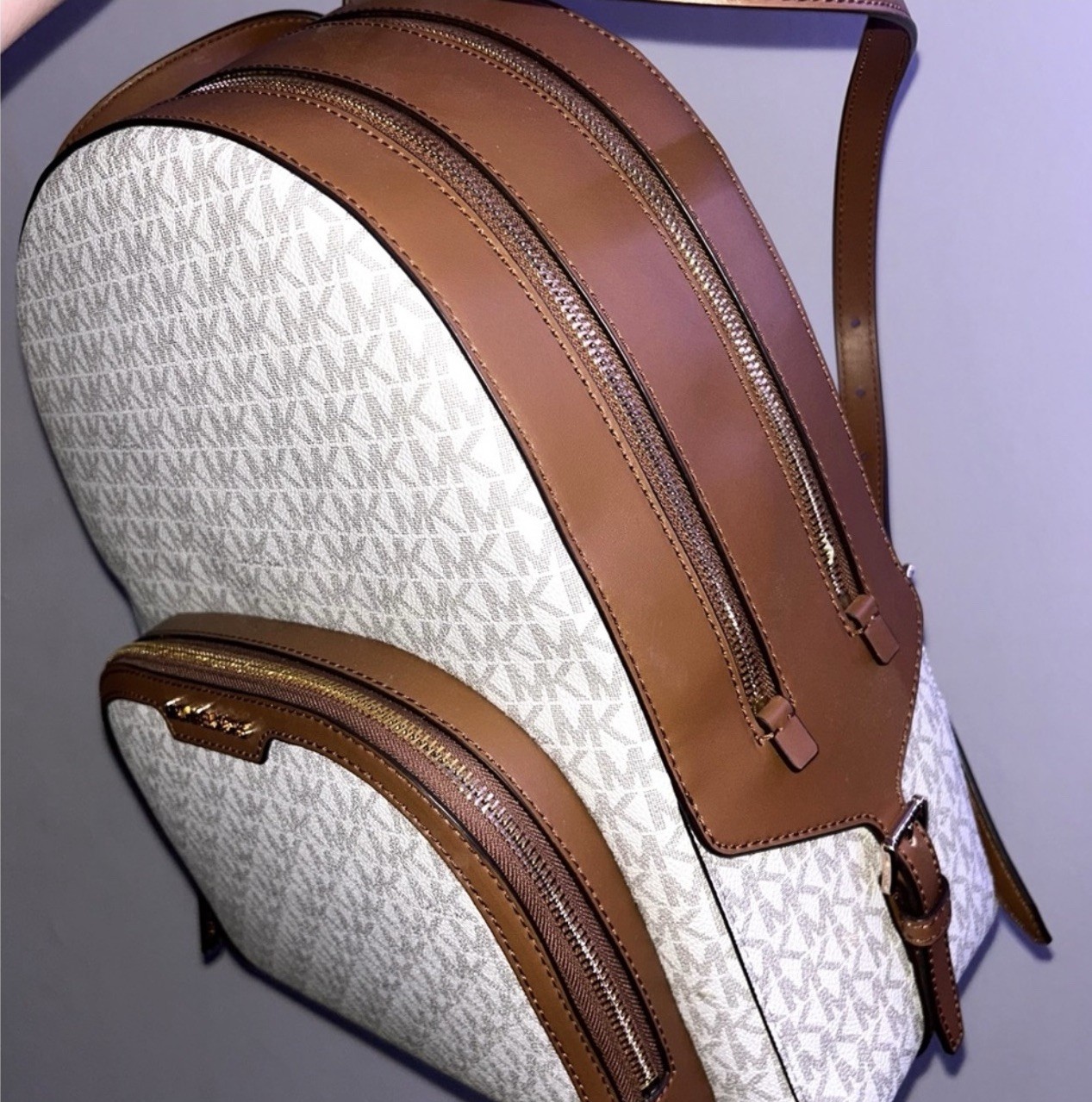 Elevate your style with the Michael Kors backpack. *comes with box*