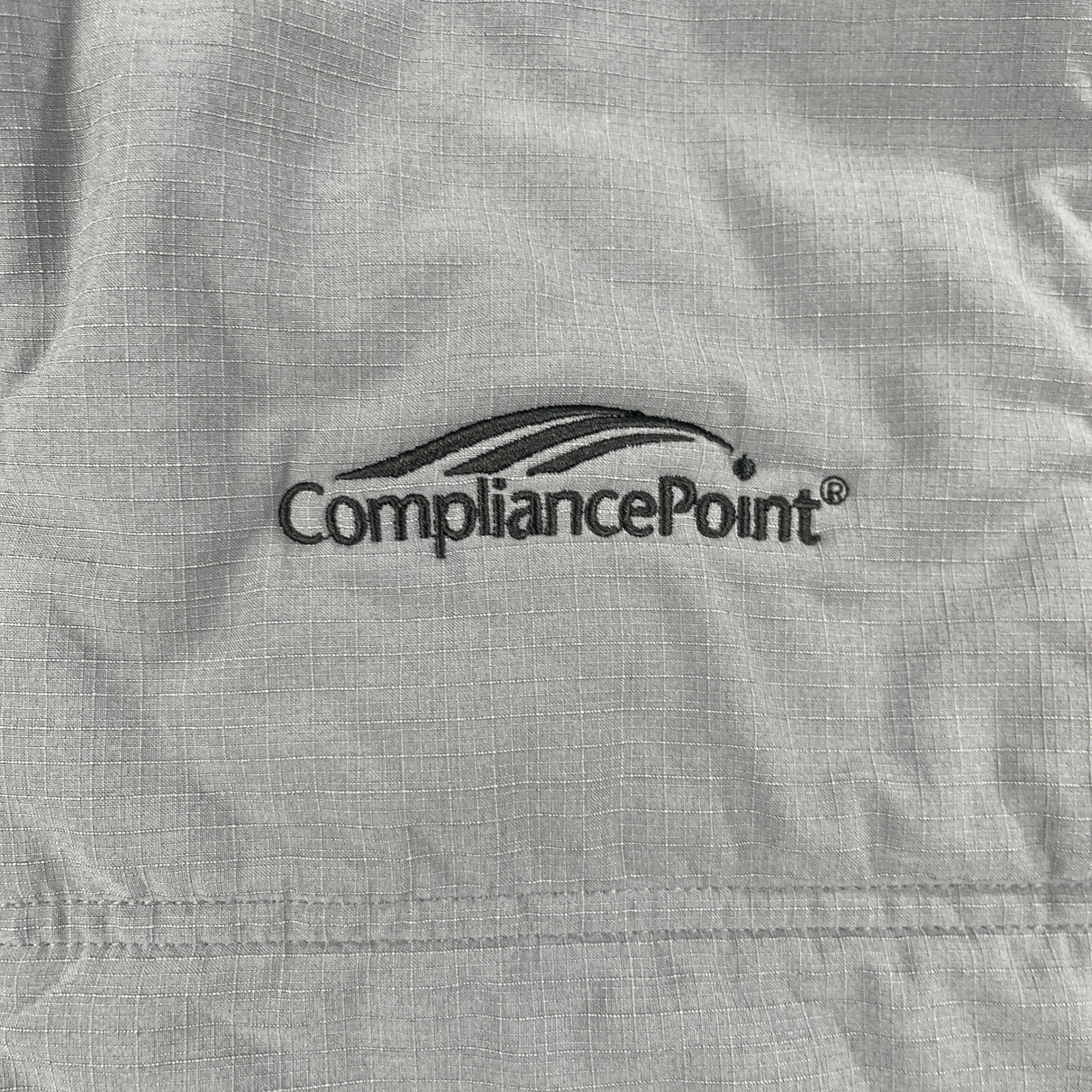 TravisMathew Men Medium Grey Puffer Vest CompliancePoint Logo Quilted Full Zip