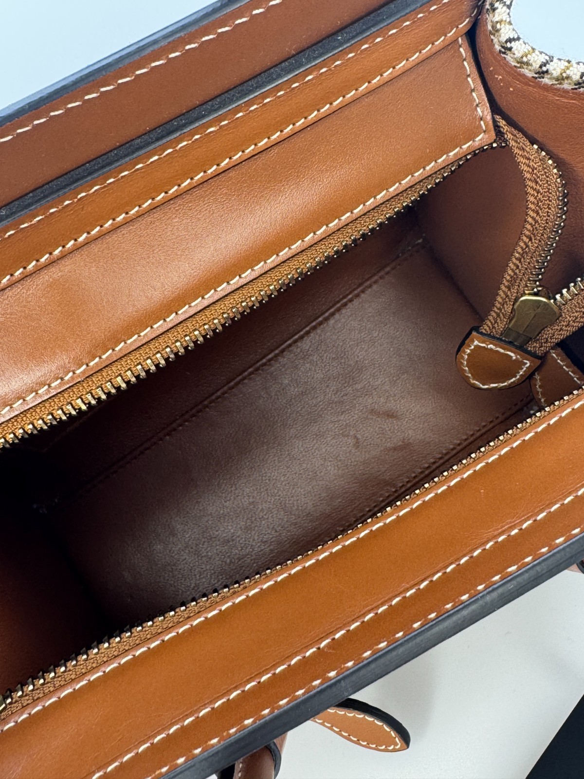 Celine Luggage Nano Tote Houndstooth Tweed & Tan Leather Top Handle Shoulder