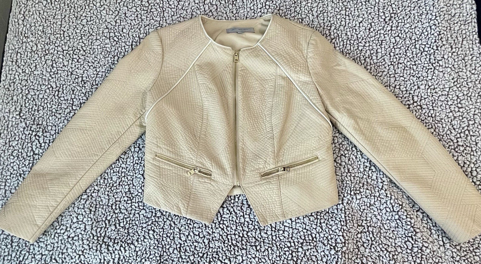 MARC NEW YORK ANDREW MARC JACKET BEIGE GOLD ZIPPERS SIZE M 100% Polyurethane