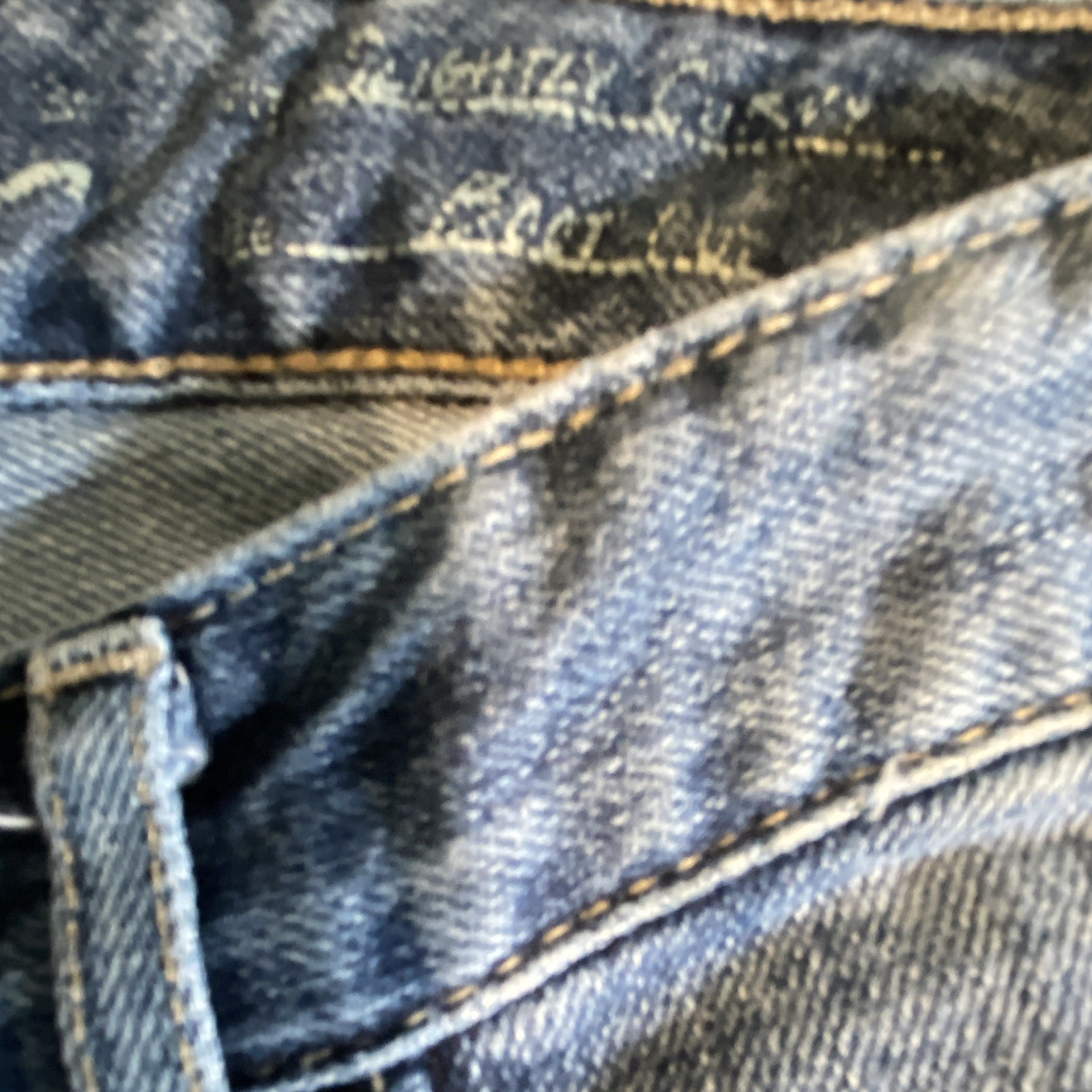 Eddie Bauer Women’s Slightly Curvy Bootcut Denim Jeans Size 6