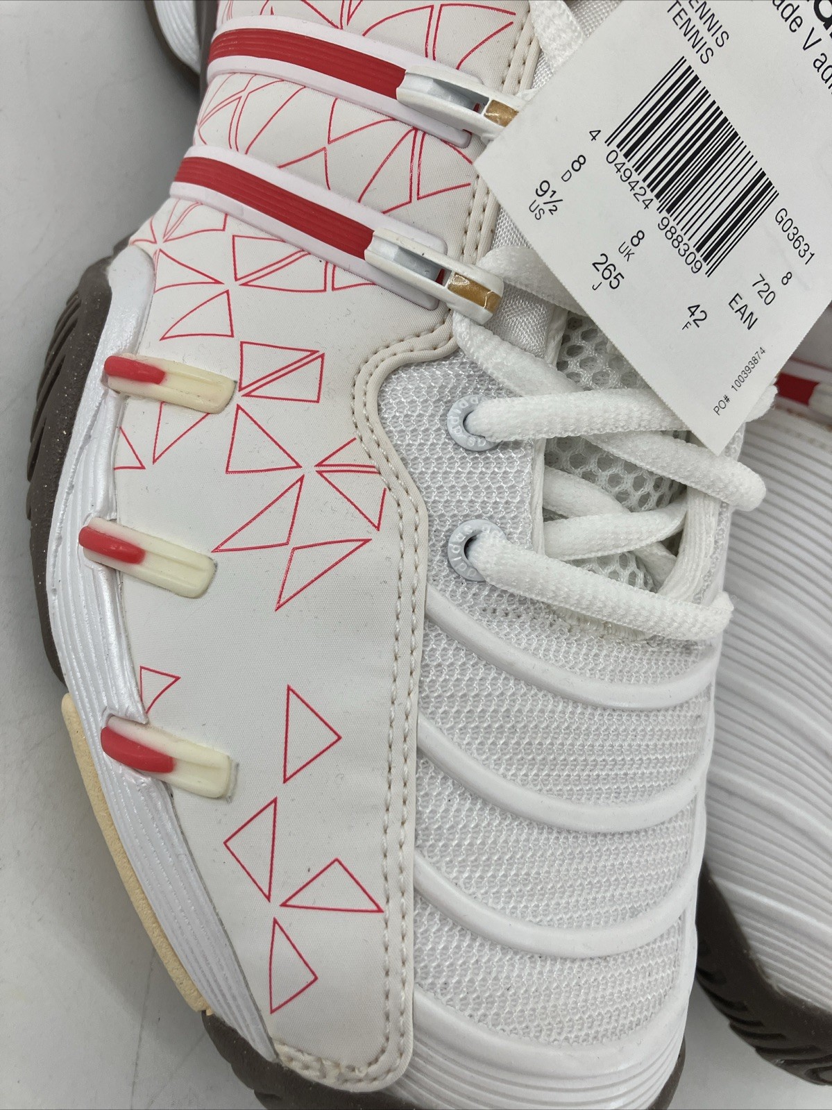 Size 9.5 WOMENS ADIDAS BARRICADE V TENNIS PICKLEBALL SNEAKERS SHOES G03631