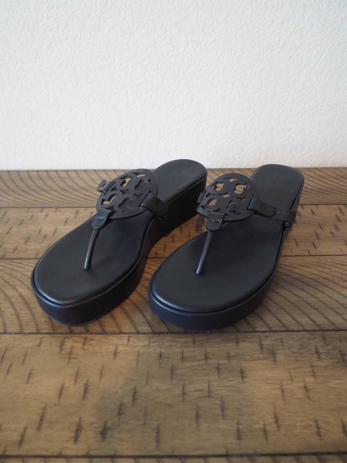 New! Tory Burch ‘Miller’ Platform Wedge Flip Flop Sandals Womens 9 M