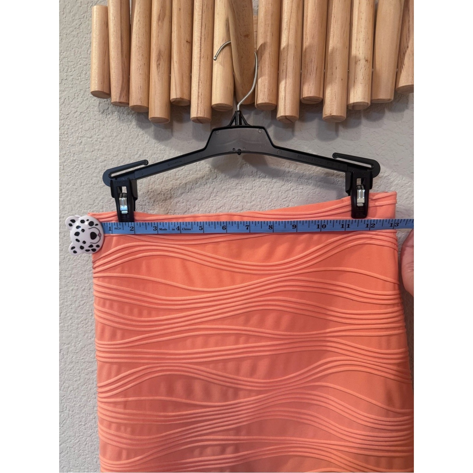 Coral Textured Mini Skirt/ NEVER WORN