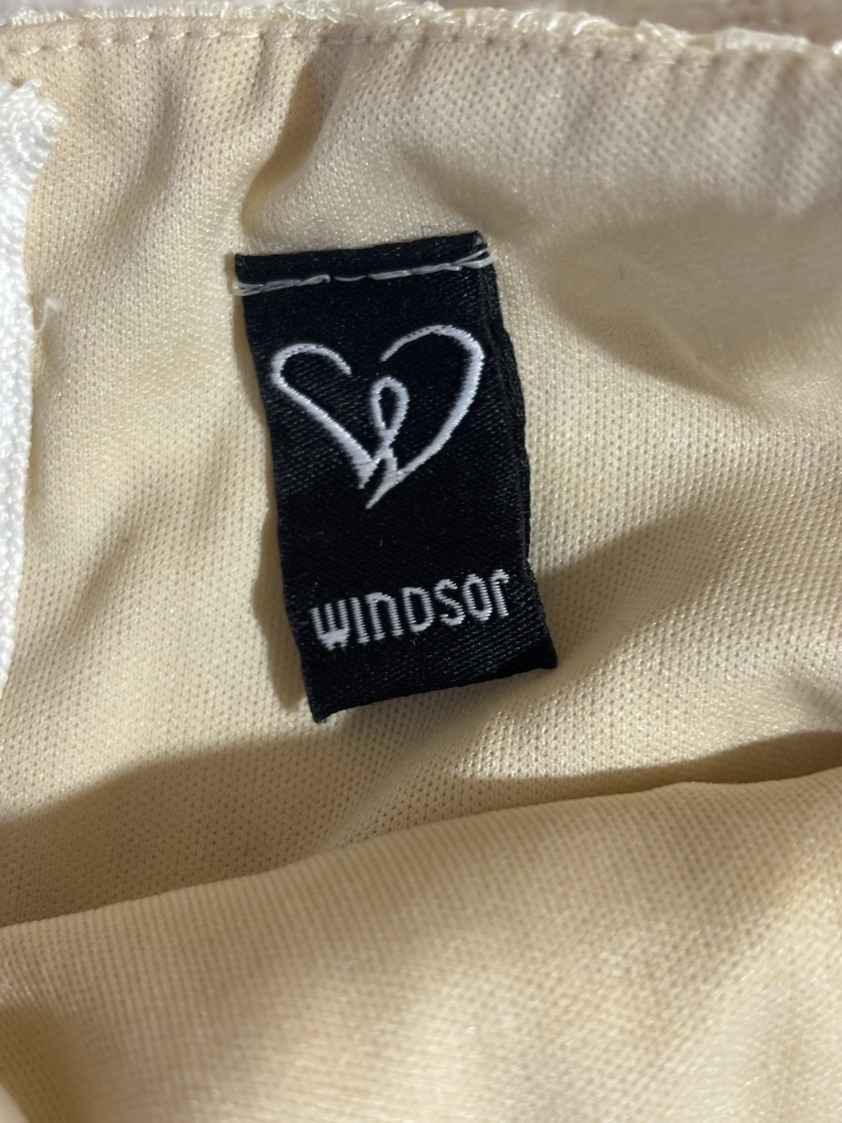 Windsor Ivory/Beige Lace Lined Adjustable Strap Dress Size Small. Back Zipper