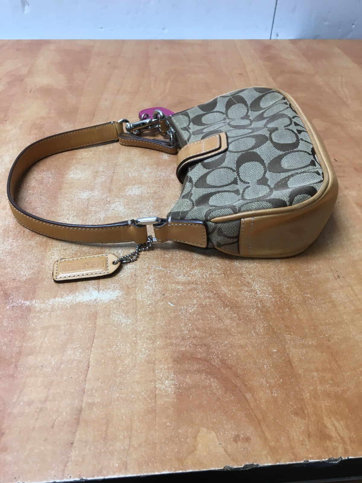 Coach Tan Demi Buckle Small Purse Logo Magnetic H3U-6362