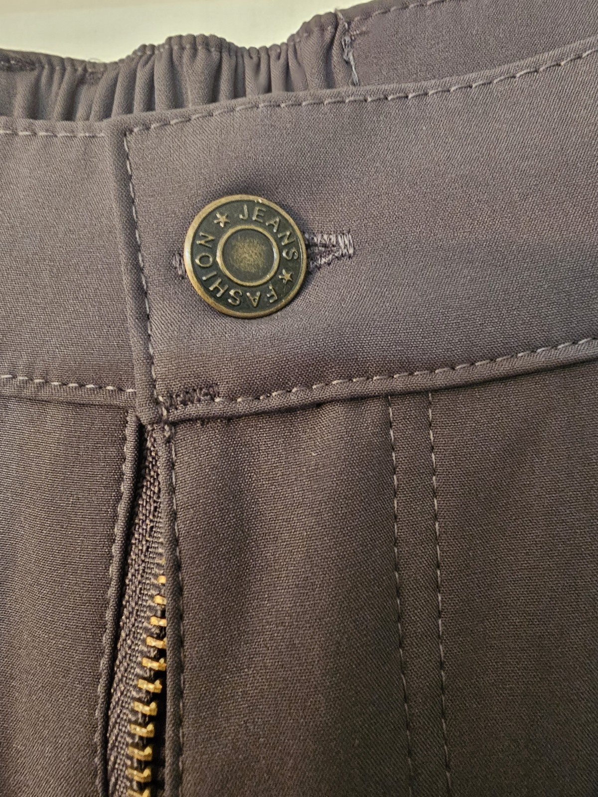 Men’s Gray Cargo Hiking Pants Size 30 Elastic Waist Pockets