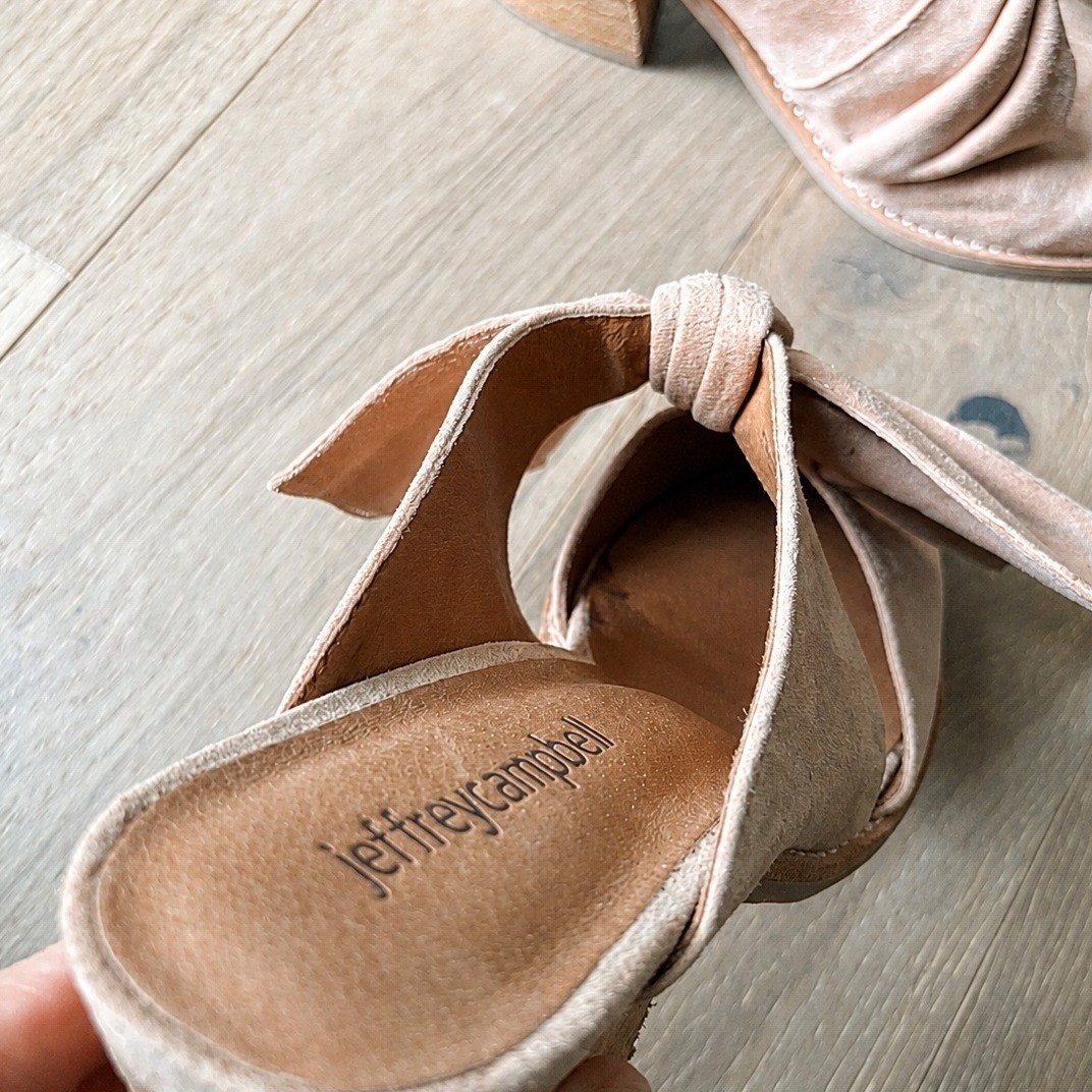Jeffrey Campbell Oversized Bow Preppy Pink Suede Mules with Pointed Toe Size 8