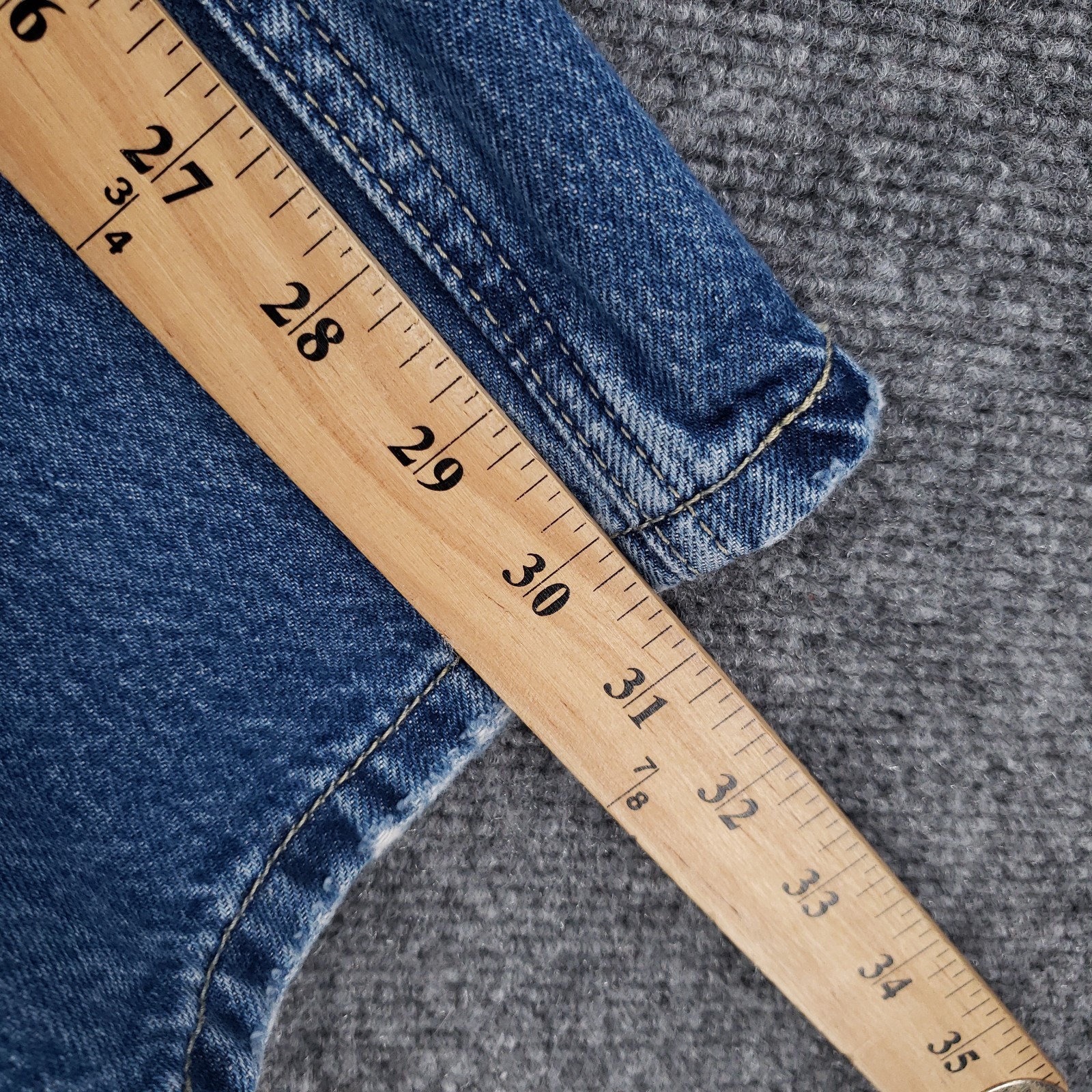 Levi’s Low Pro Straight Leg Jeans Womens 28 Blue Distressed Rip Knee Denim