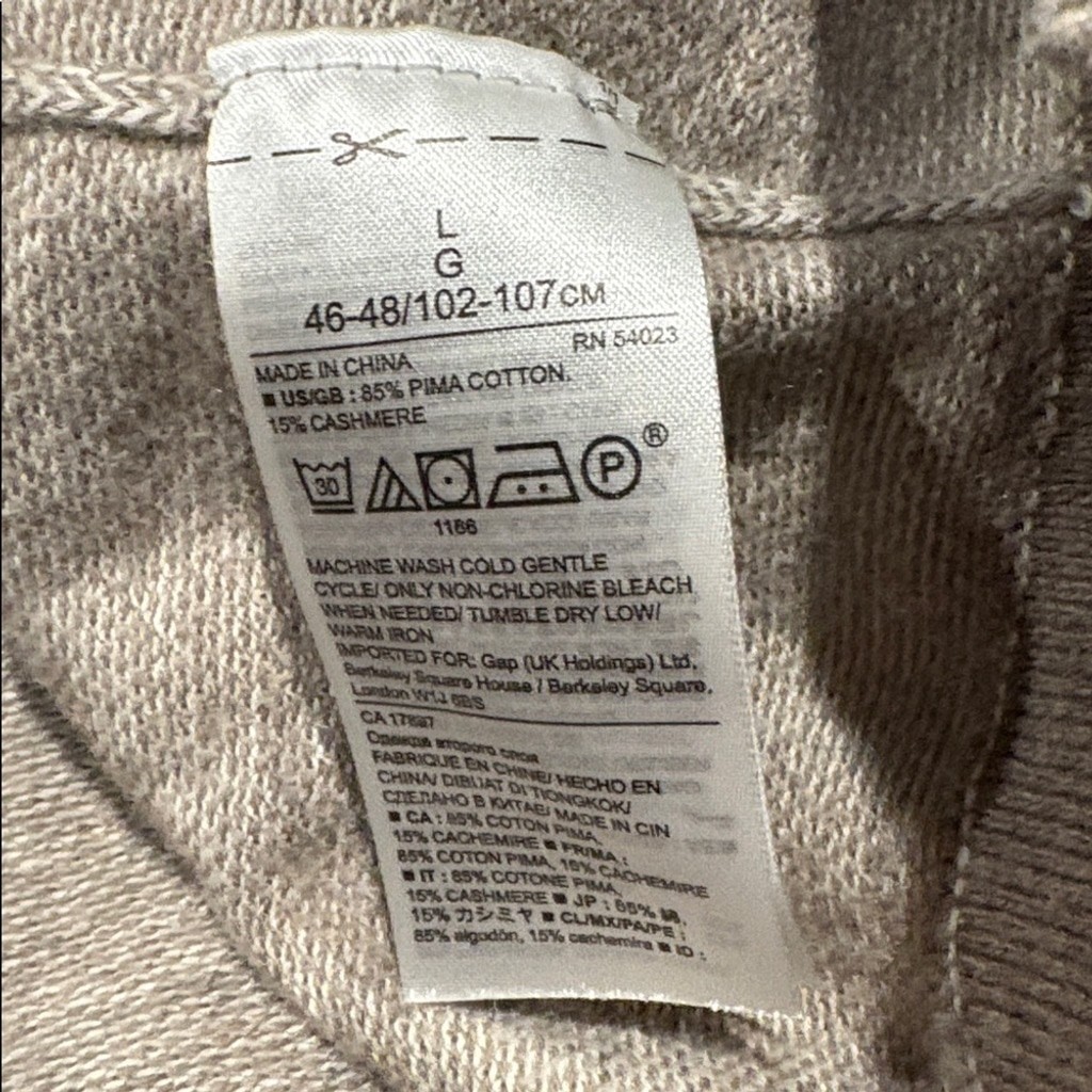 Banana Republic – Men’s Waffle long sleeve Cotton / Cashmere Sweater. Size Large