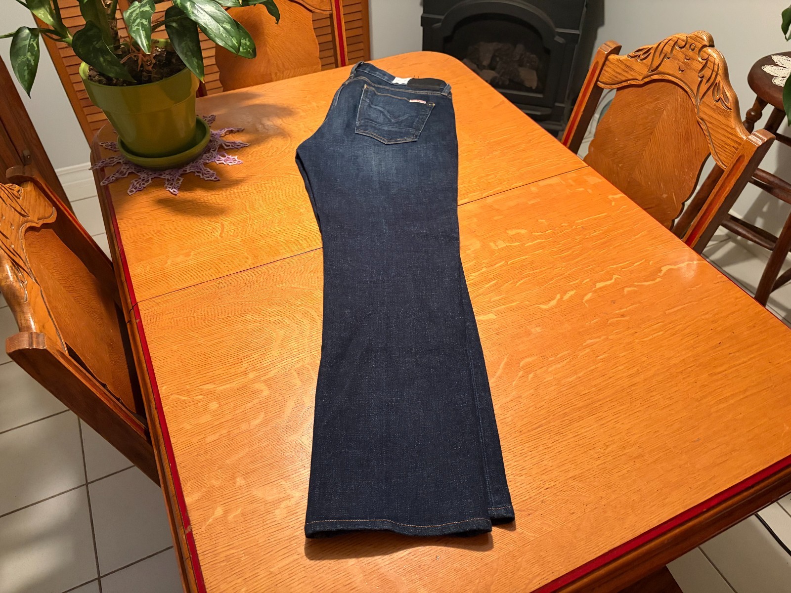 HUDSON BYRON STRAIGHT CUT DARK WASH STRETCH JEANS 32 X 30 VERY NICE!